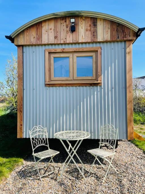 The Hut@Trefechan Wen - Coastal Coziness! Goodwick Exterior photo